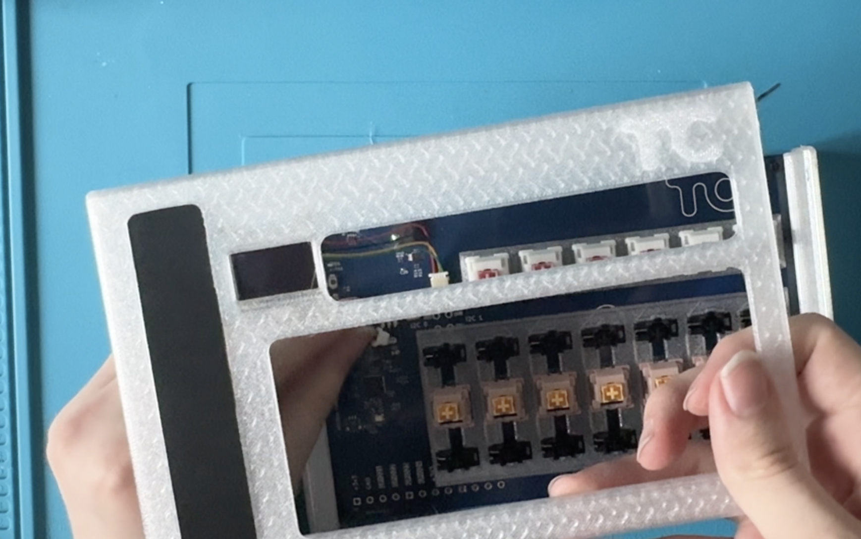 Touchord installing JST connectors
